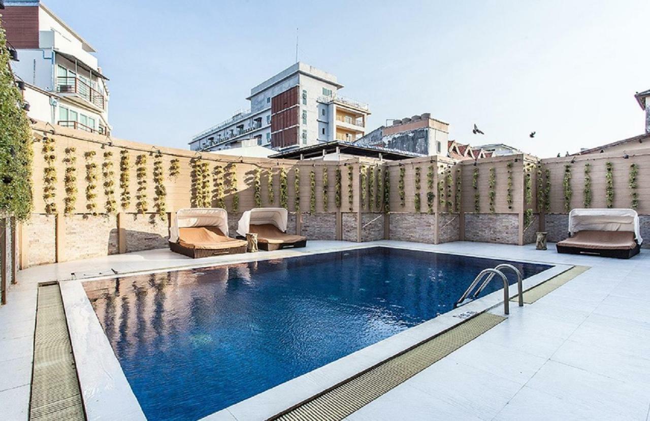 Patong Heritage Apartment By Alexanders Esterno foto